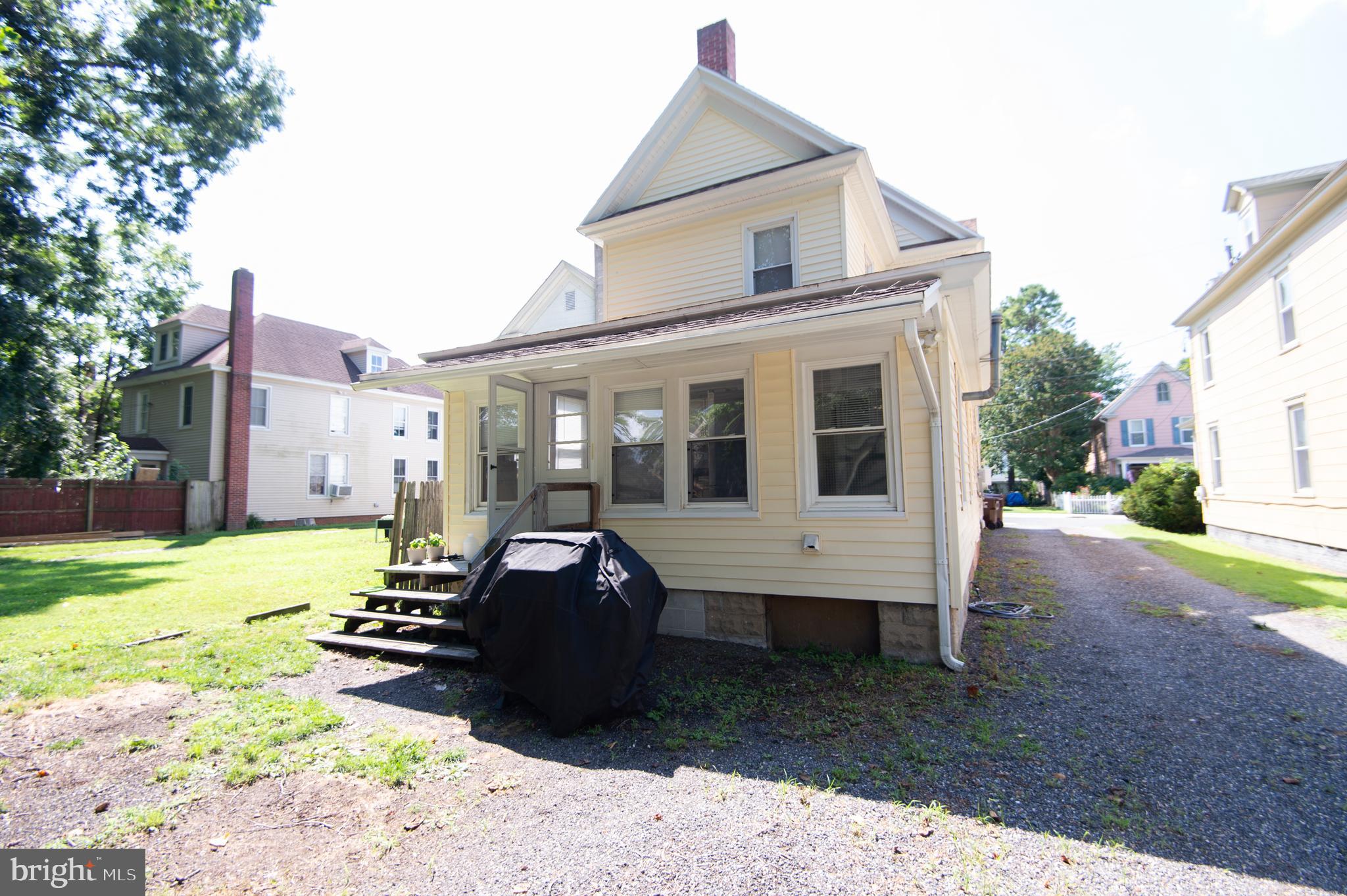 112 West End Avenue Cambridge, MD 21613 - Photo 3 of 35 rear