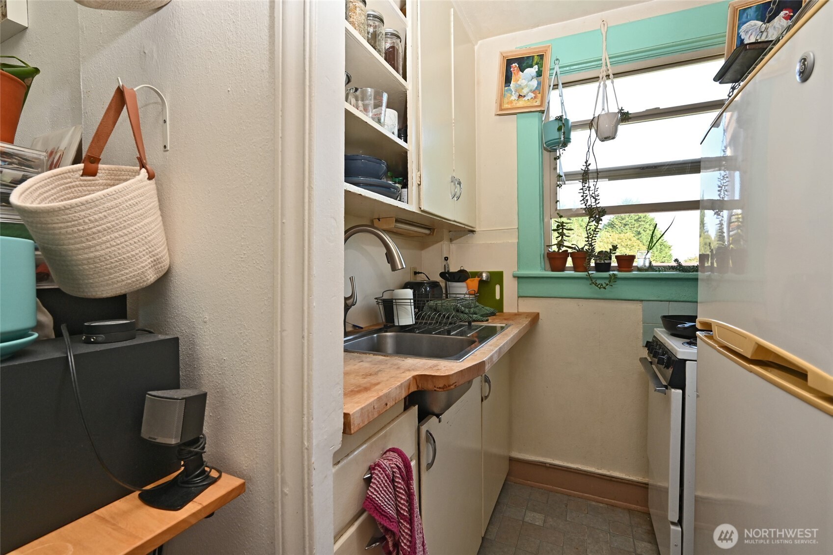 1425 East Prospect Street, Unit 110 Seattle, WA 98112 - Photo 27 of 40 a view of storage and utility room