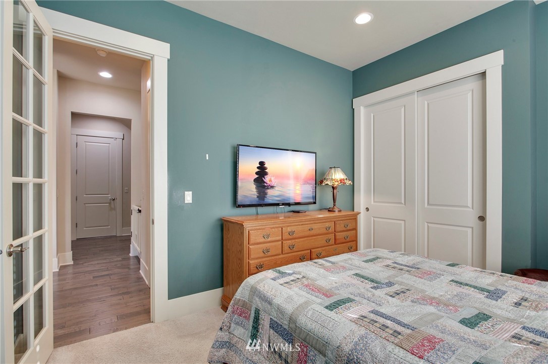 13905 174th Terrace Southeast Renton, WA 98059 - Photo 12 of 37