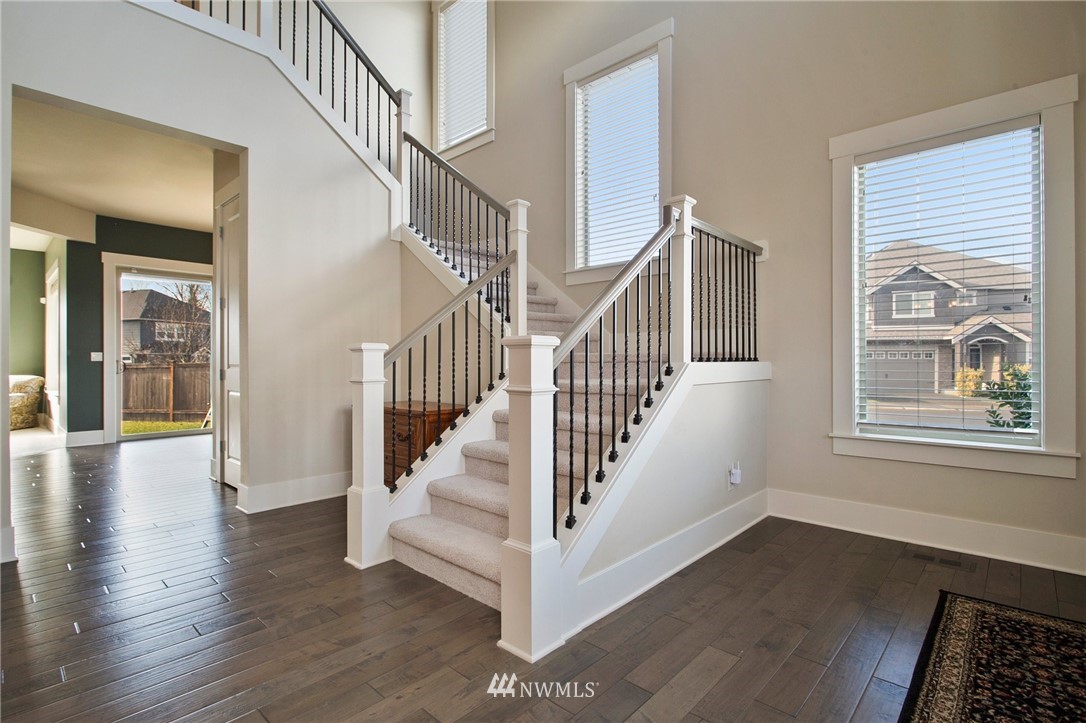 13905 174th Terrace Southeast Renton, WA 98059 - Photo 15 of 37