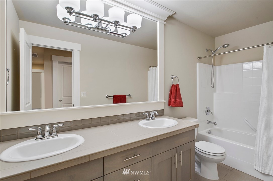 13905 174th Terrace Southeast Renton, WA 98059 - Photo 24 of 37