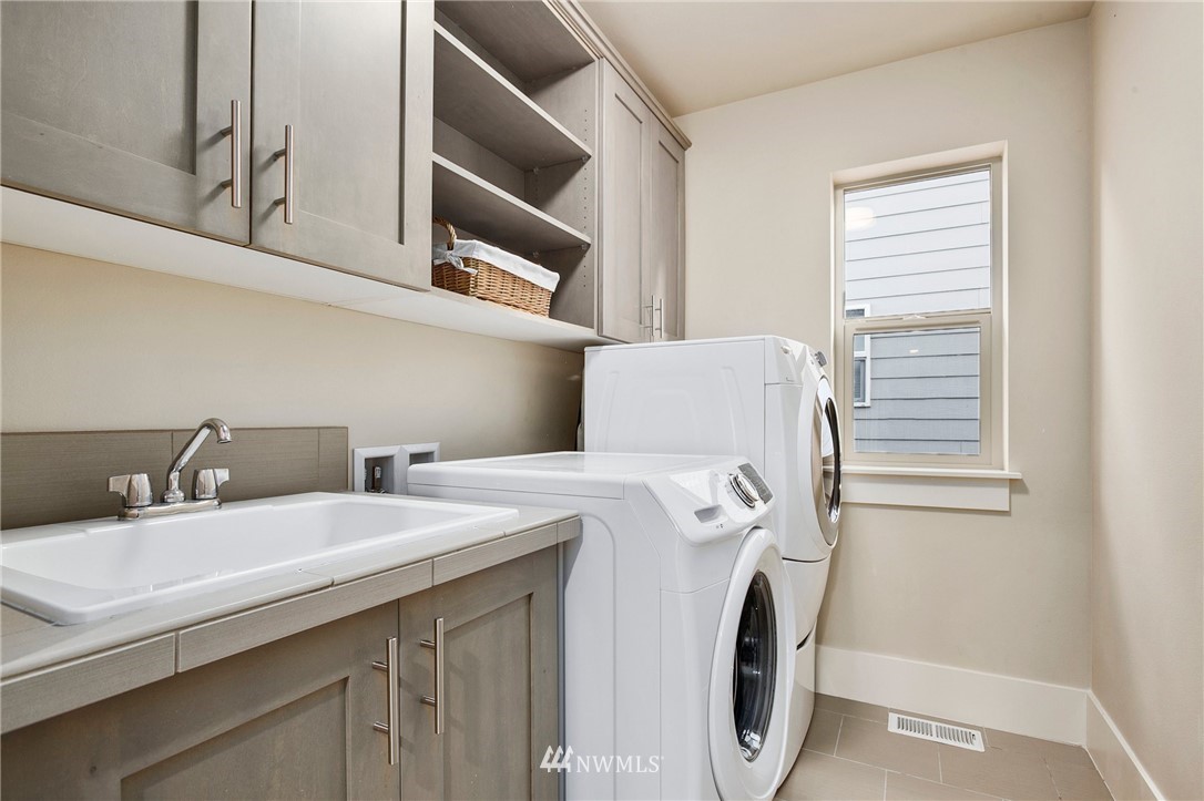 13905 174th Terrace Southeast Renton, WA 98059 - Photo 31 of 37