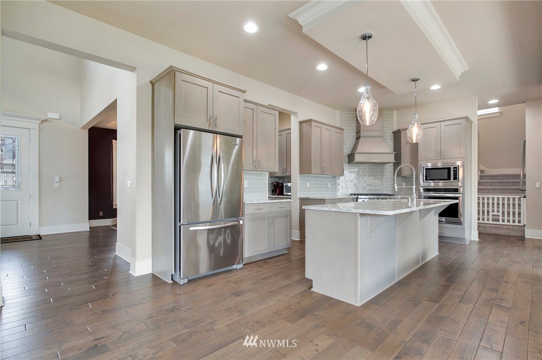 13905 174th Terrace Southeast Renton, WA 98059 - Photo 8 of 37