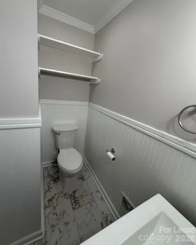 $3,995 | 4201 University Drive, Charlotte, NC 28209