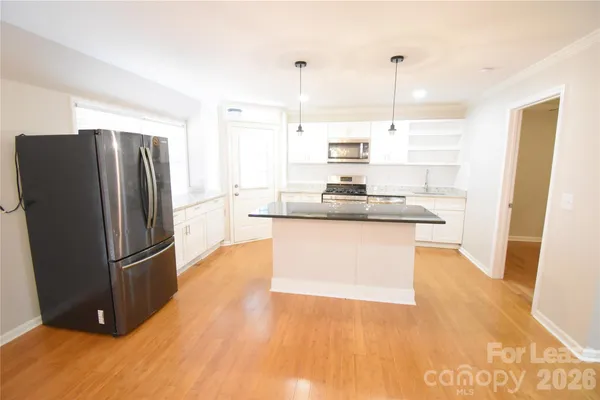 $3,995 | 4201 University Drive, Charlotte, NC 28209