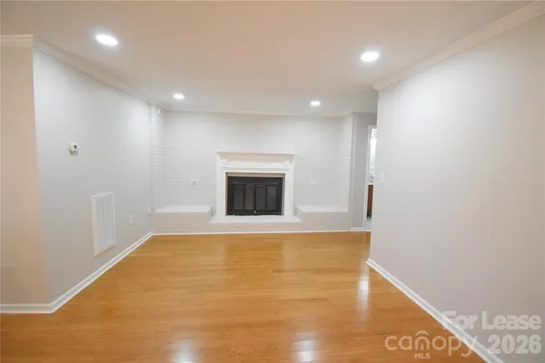 $3,995 | 4201 University Drive, Charlotte, NC 28209