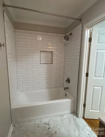 $3,995 | 4201 University Drive, Charlotte, NC 28209