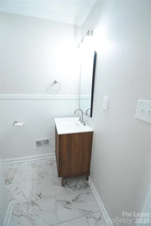 $3,995 | 4201 University Drive, Charlotte, NC 28209