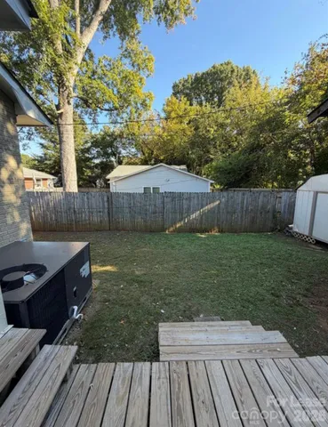 $3,995 | 4201 University Drive, Charlotte, NC 28209