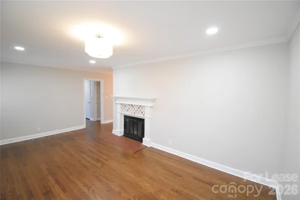 $3,995 | 4201 University Drive, Charlotte, NC 28209