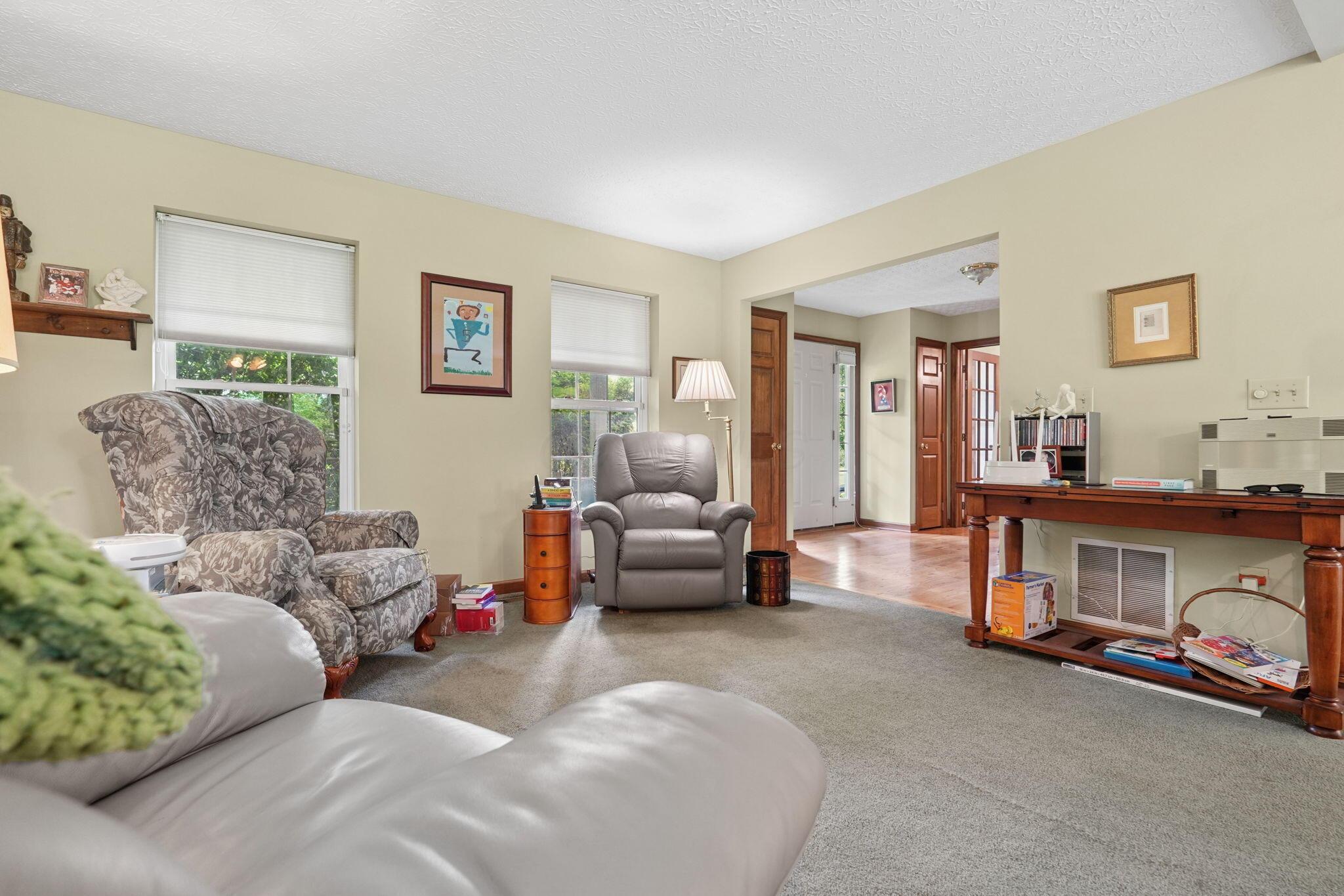 1575 Pleasantville Road Northwest Baltimore, OH 43105 - Photo 7 of 45