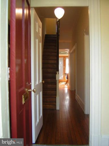 19 7th Street Northeast Washington, DC 20002 - Photo 5 of 30 Lobby