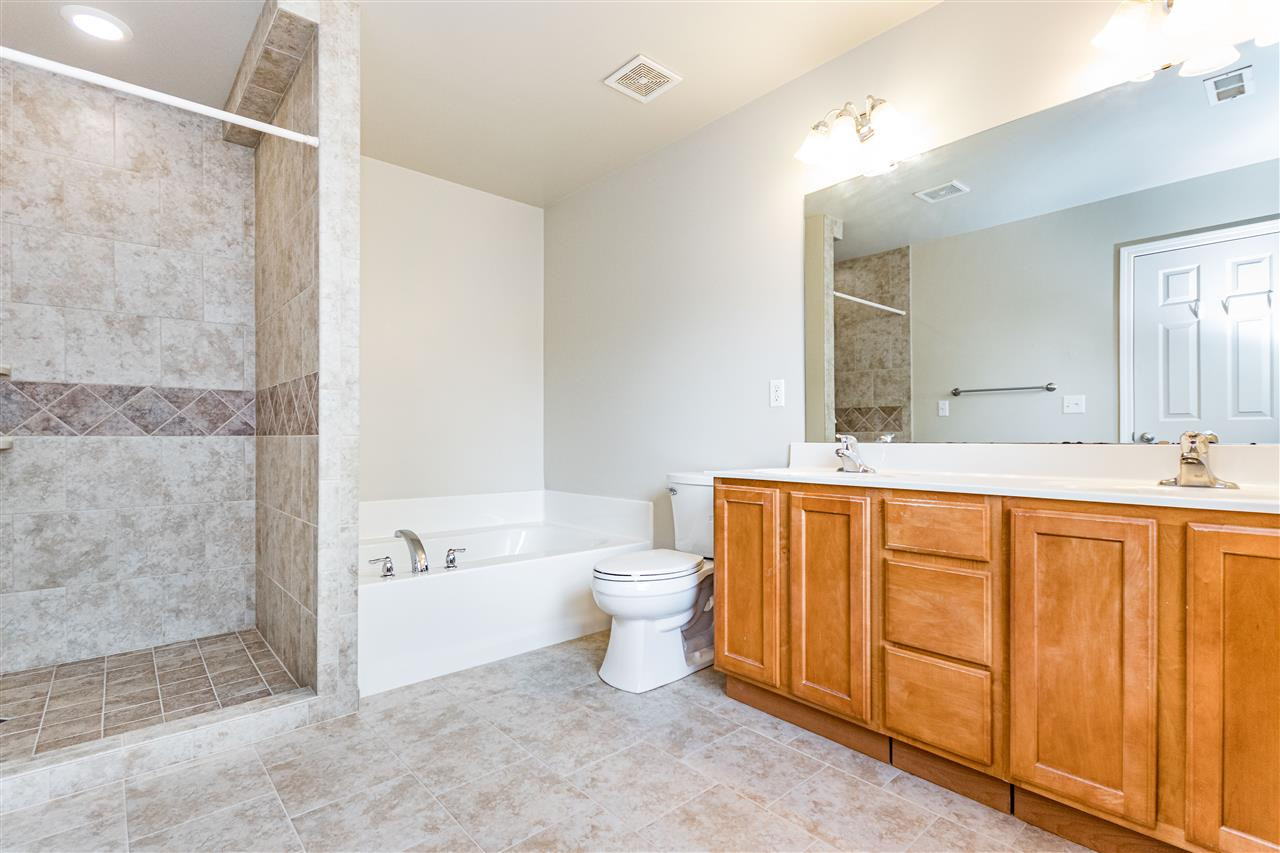 8514 Barryknoll Court Raleigh, NC 27613 - Photo 15 of 26 Master Bath/Spa
