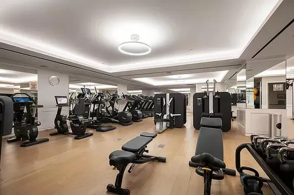 $4,350,000 | 400 5th Avenue, Unit 46E | Midtown South