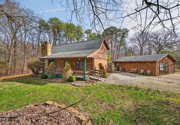$440,000 | 187 Cabin Creek Lane, Morgantown, IN 46160