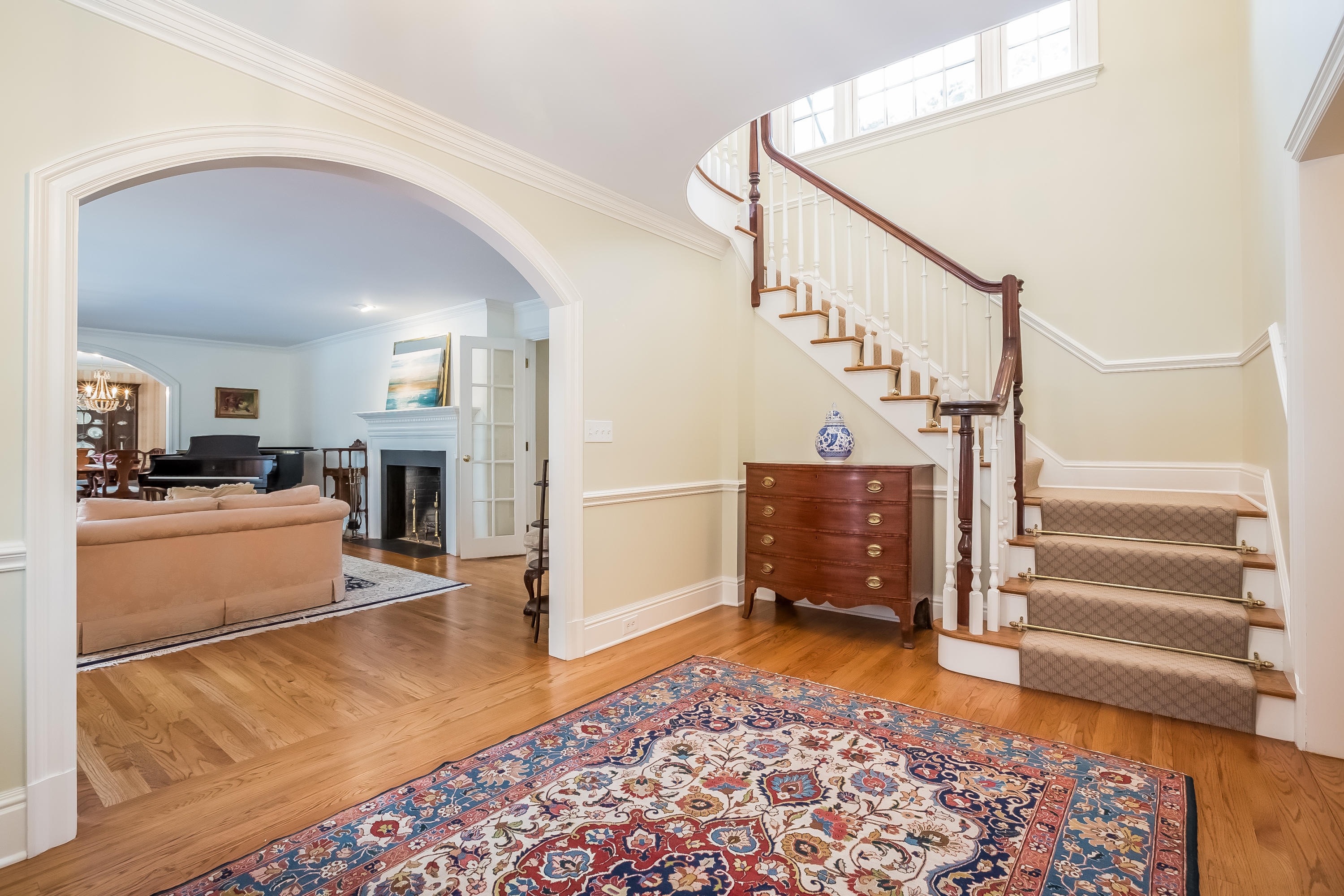 6 Watch Tower Road Darien, CT 06820 - Photo 4 of 30 a living room with furniture and a rug