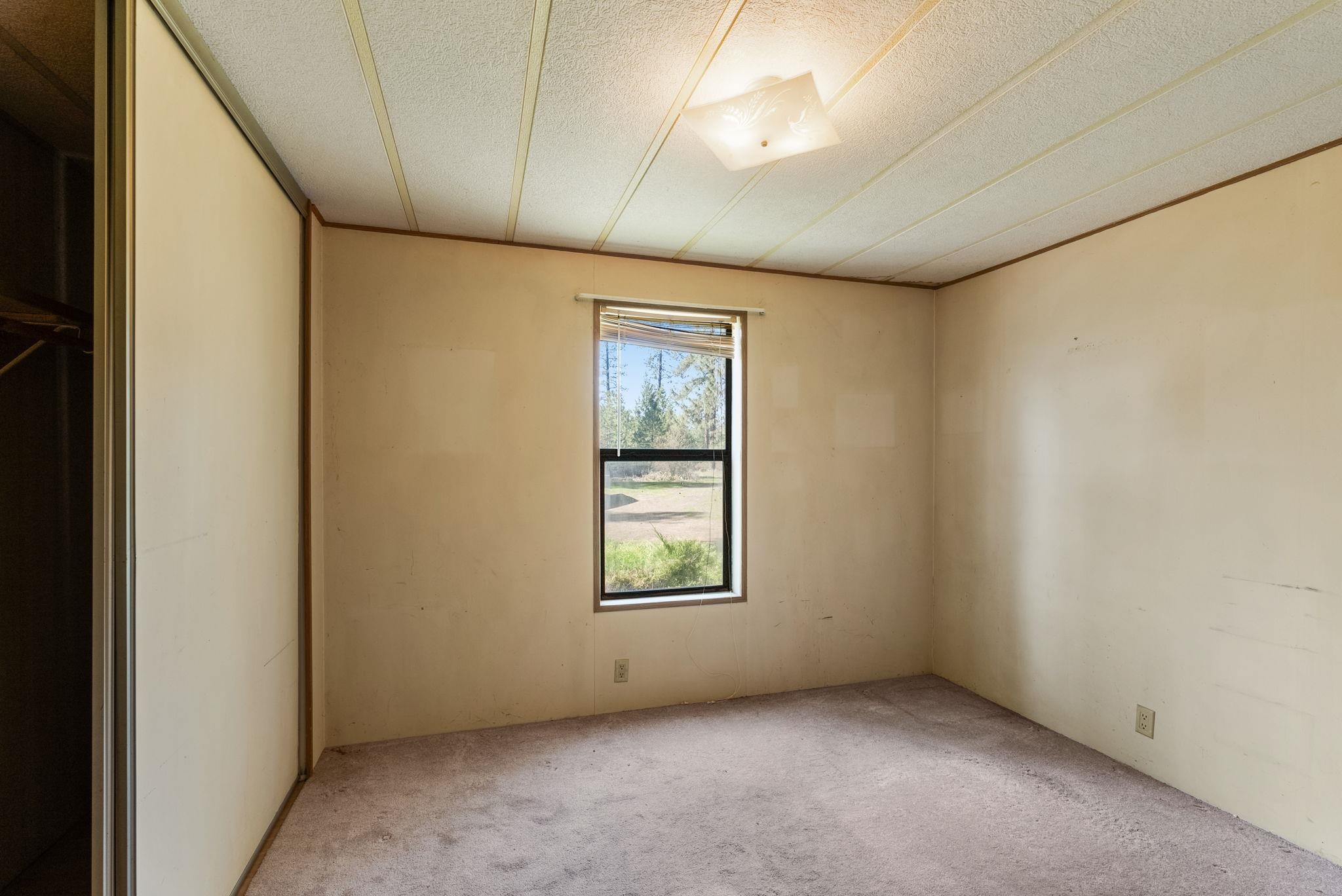 27220 North Milan Road Chattaroy, WA 99003 - Photo 11 of 25