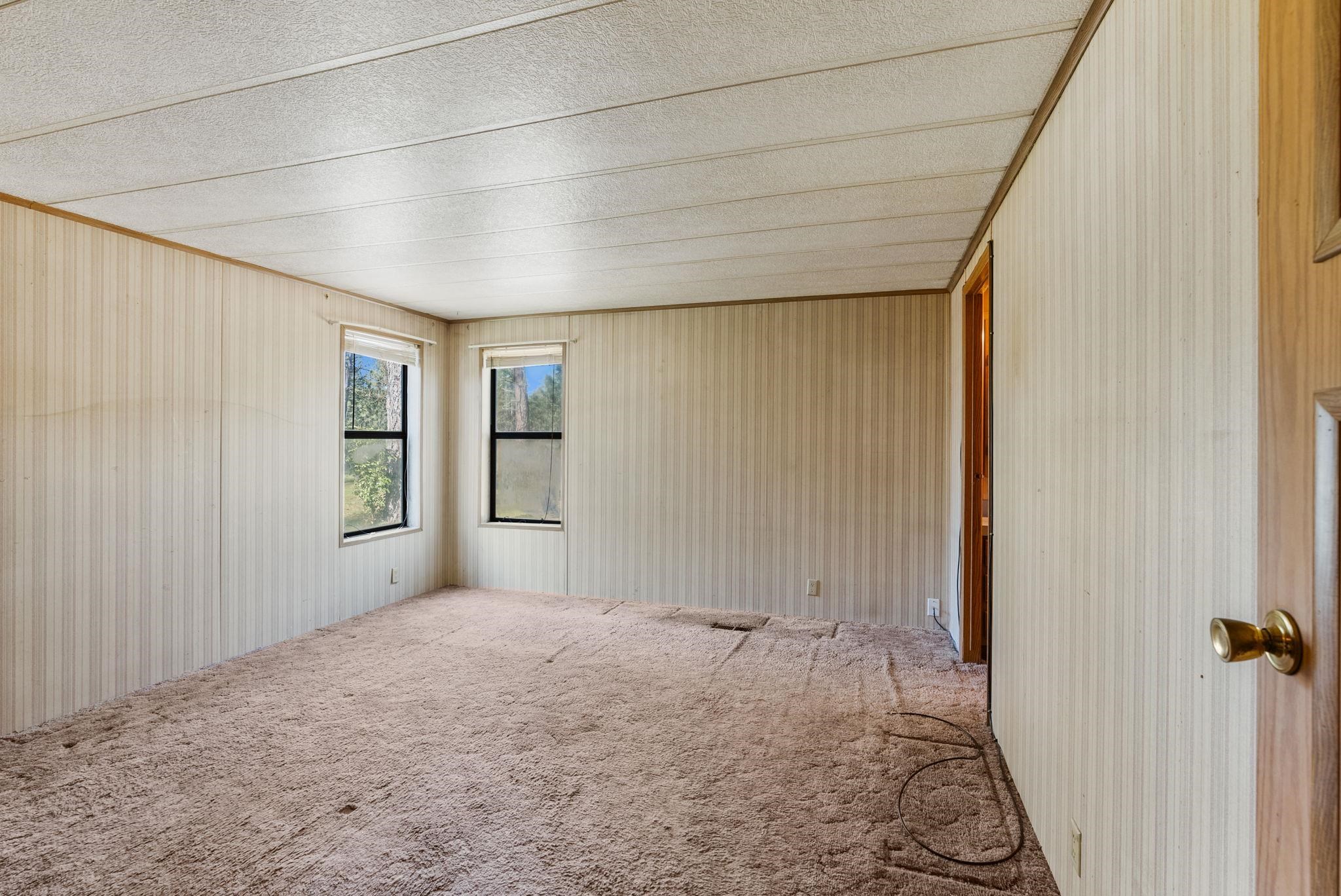 27220 North Milan Road Chattaroy, WA 99003 - Photo 13 of 25