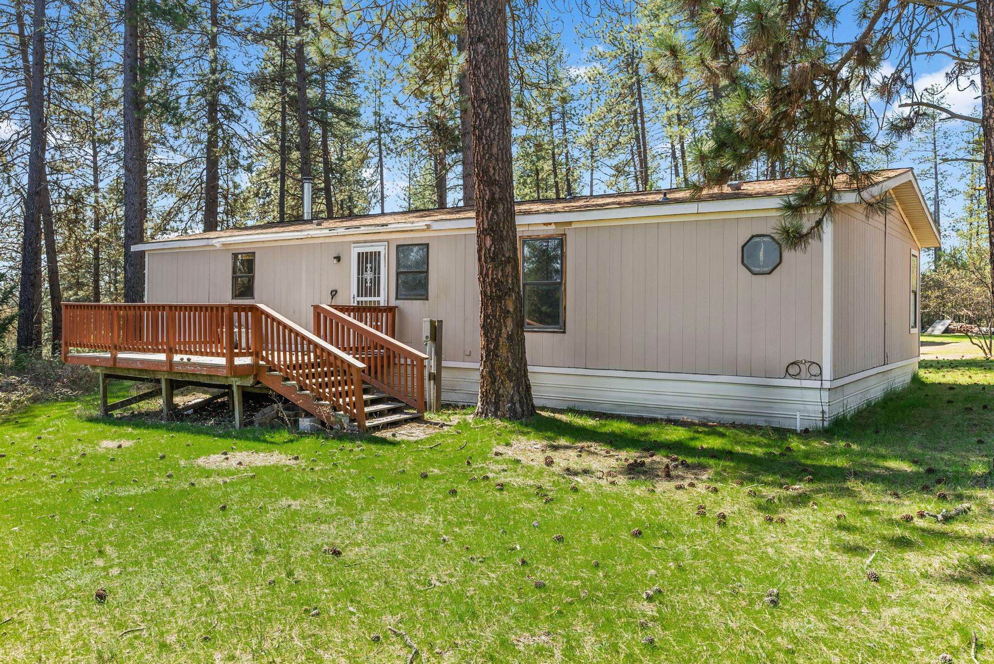 27220 North Milan Road Chattaroy, WA 99003 - Photo 18 of 25