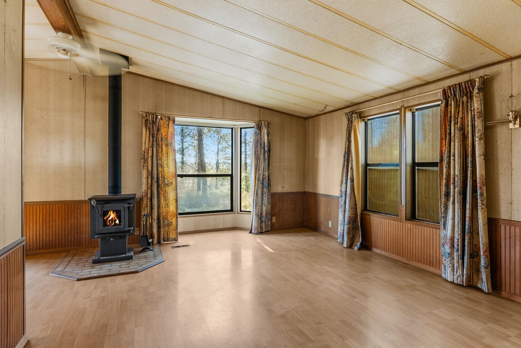 27220 North Milan Road Chattaroy, WA 99003 - Photo 4 of 25