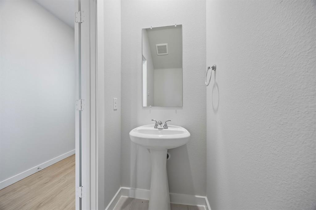 332 Millwood Road Lavon, TX 75166 - Photo 26 of 32 Bathroom in the Mesquite home plan by Trophy Signature Homes – REPRESENTATIVE PHOTO