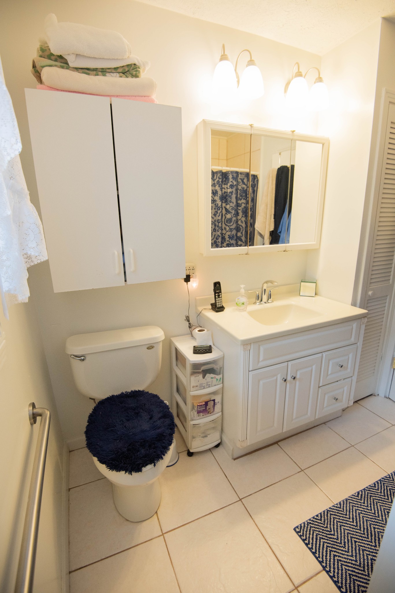 205 Green Harbor Road Old Hickory, TN 37138 - Photo 36 of 36 a bathroom with a sink and mirror