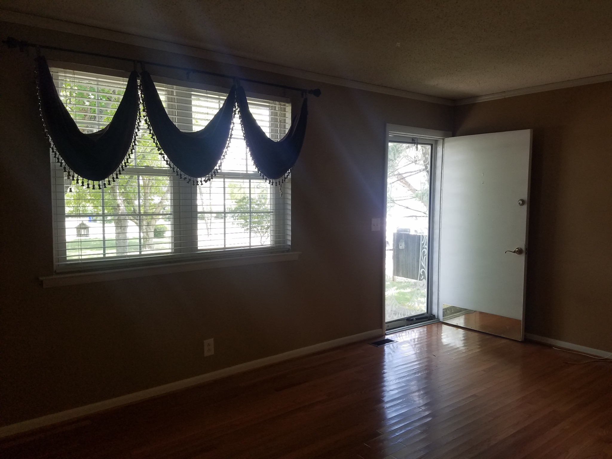 709 Calista Road White House, TN 37188 - Photo 4 of 19 Gallery Image 4
