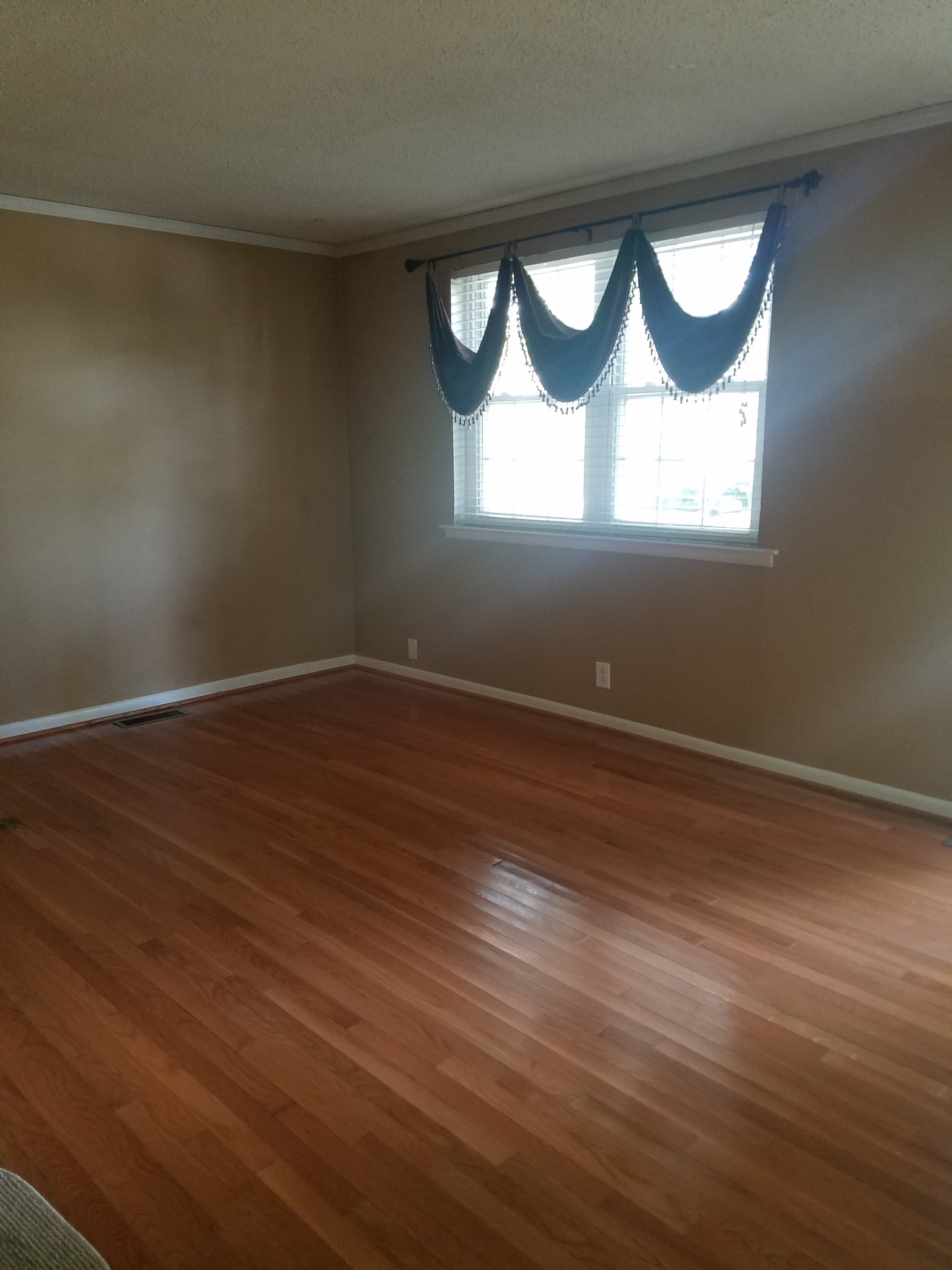 709 Calista Road White House, TN 37188 - Photo 6 of 19 Gallery Image 6