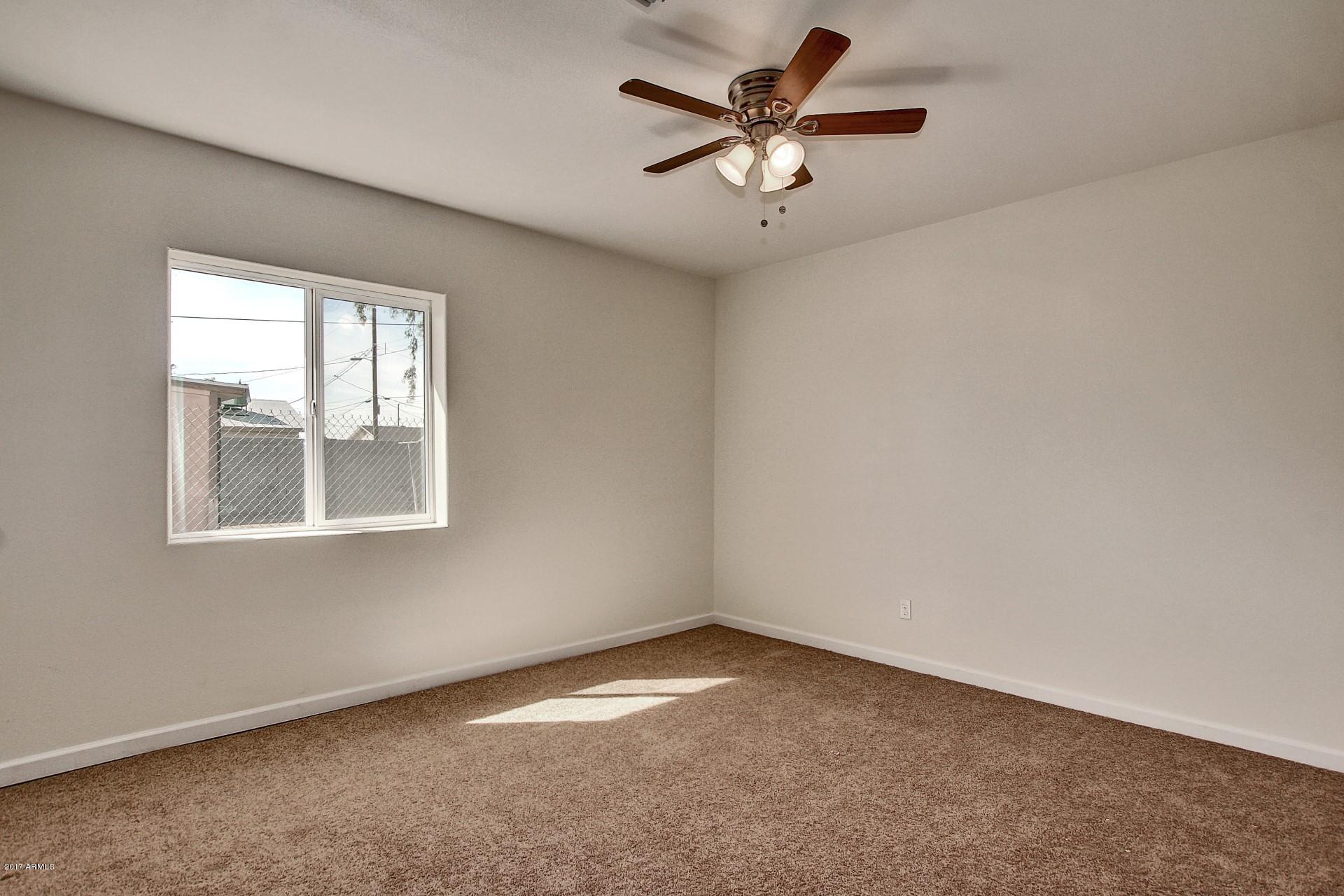 2828 East Chipman Road Phoenix, AZ 85040 - Photo 9 of 18 0009-Chipman (9)