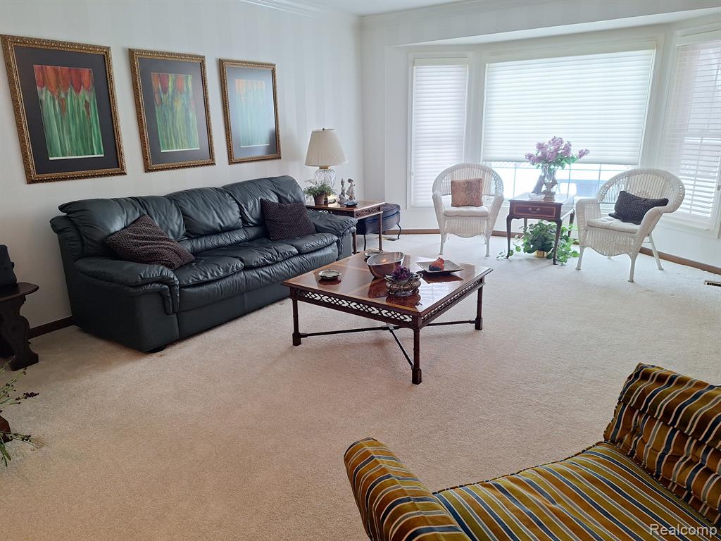866 Timberline Drive Rochester Hills, MI 48309 - Photo 14 of 53