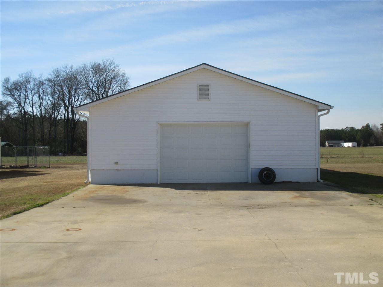 1093 Neighbors Road Dunn, NC 28334 - Photo 17 of 18 Gallery Image 17