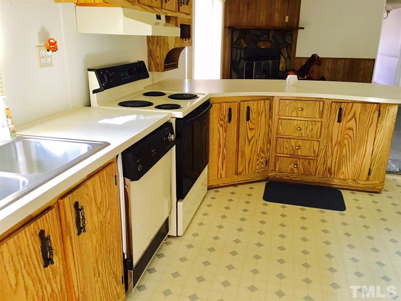 1093 Neighbors Road Dunn, NC 28334 - Photo 10 of 18 Gallery Image 10