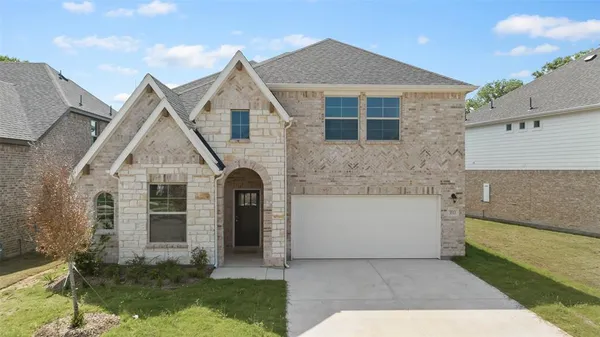 $3,700 | 3513 Twin Pond Trail, Euless, TX 76040