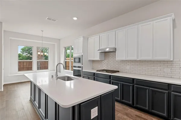 $3,700 | 3513 Twin Pond Trail, Euless, TX 76040