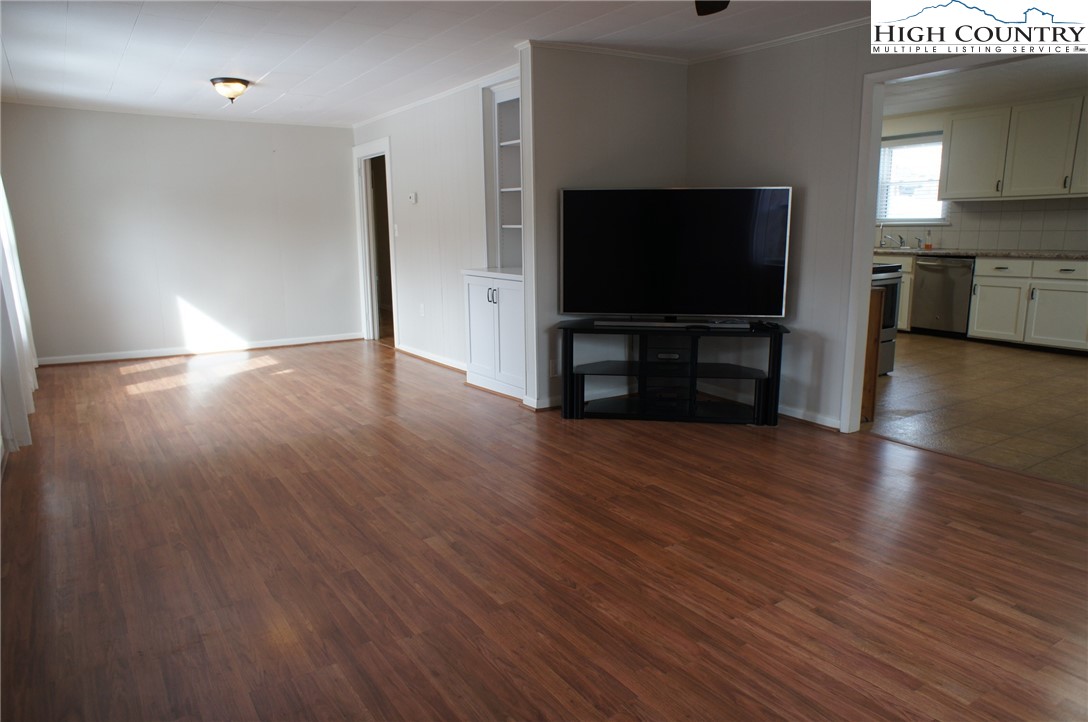 260 Dusty Road Boone, NC 28607 - Photo 7 of 31 Gallery Image 7