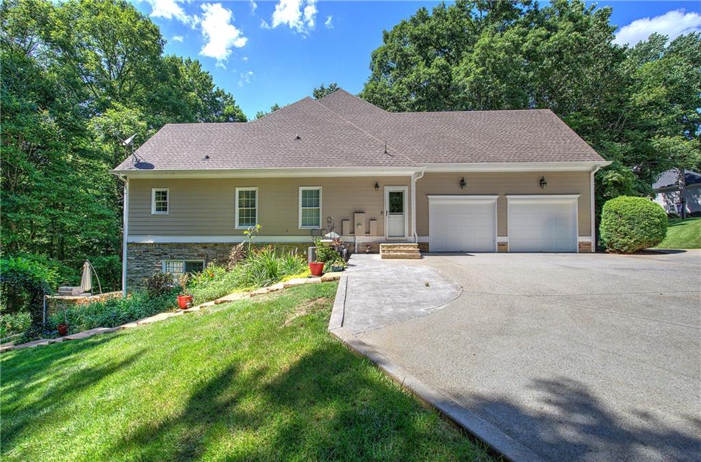 302 Waterfall Court Canton, GA 30115 - Photo 3 of 81