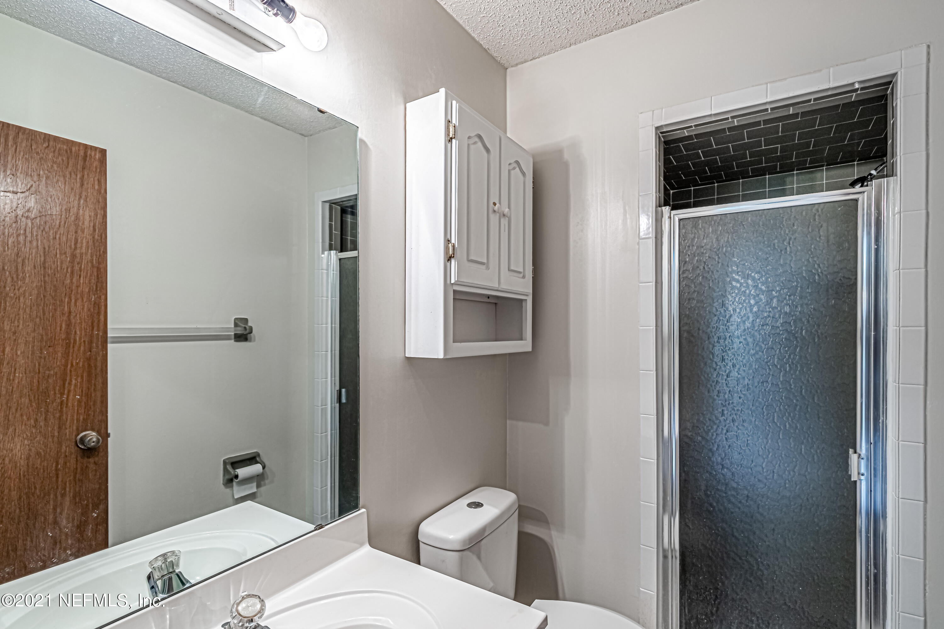 568 Rockingham Road Orange Park, FL 32073 - Photo 31 of 38 30-Bathroom