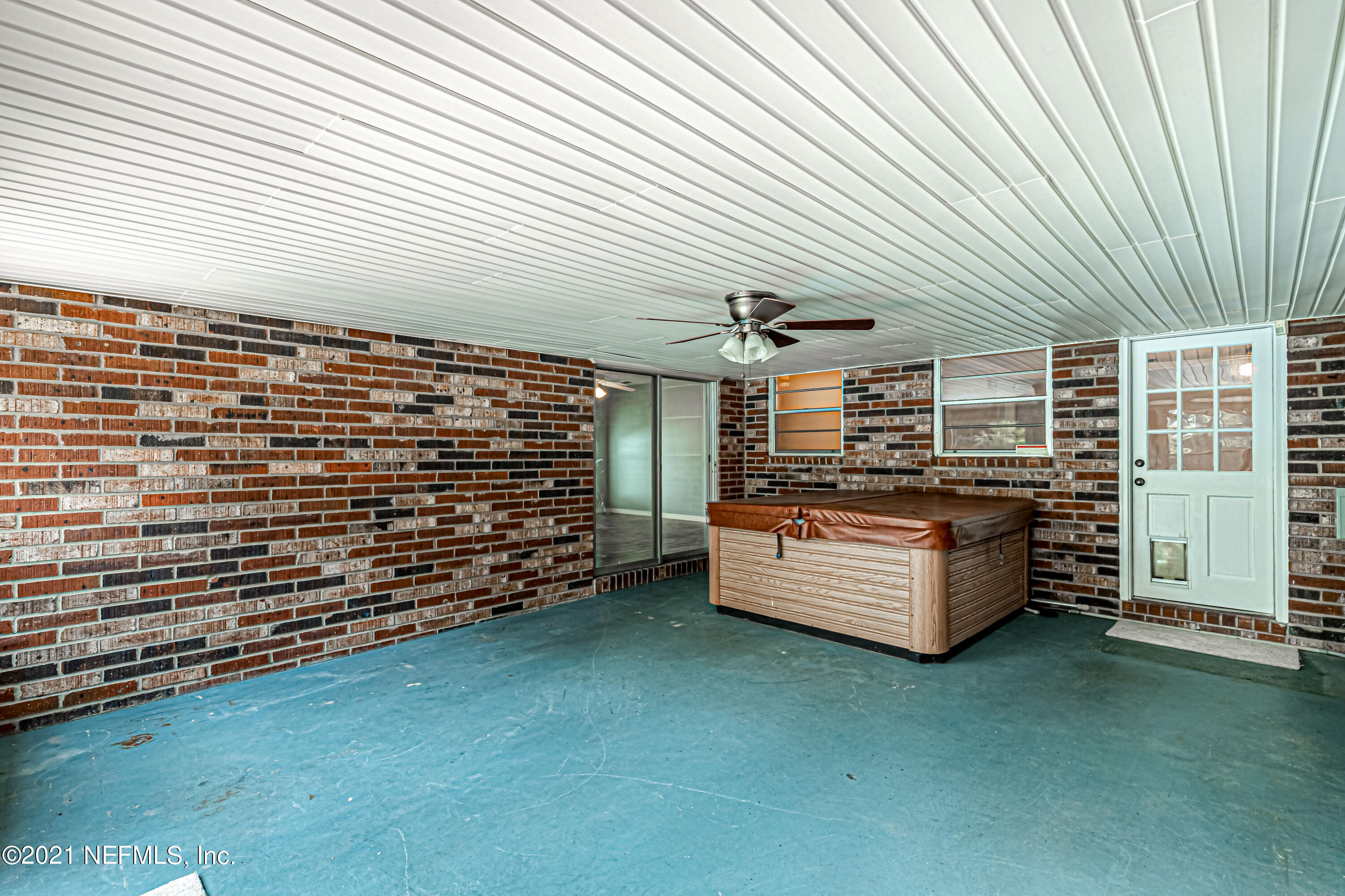 568 Rockingham Road Orange Park, FL 32073 - Photo 33 of 38 32-Patio