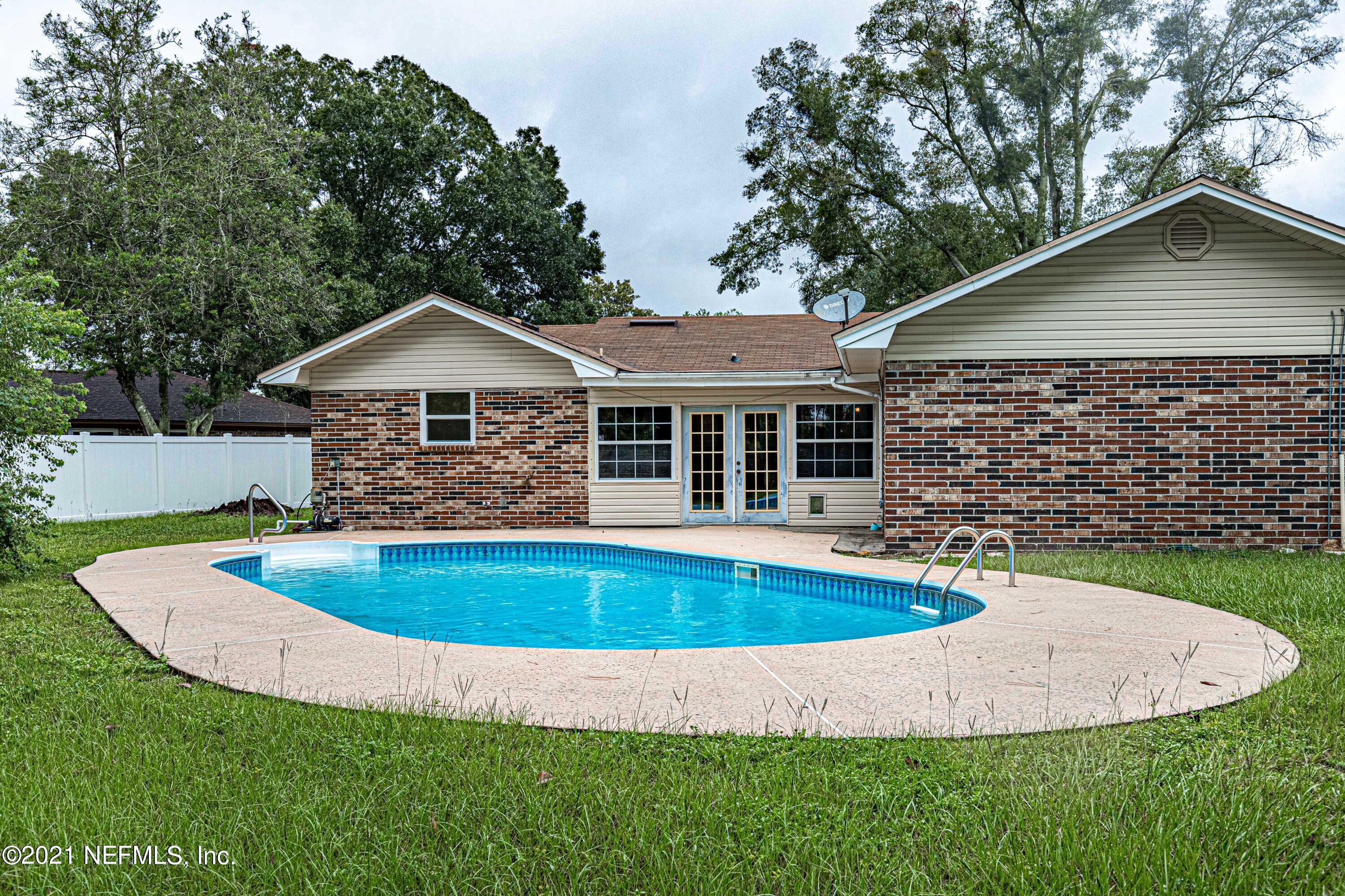 568 Rockingham Road Orange Park, FL 32073 - Photo 36 of 38 37-Rear