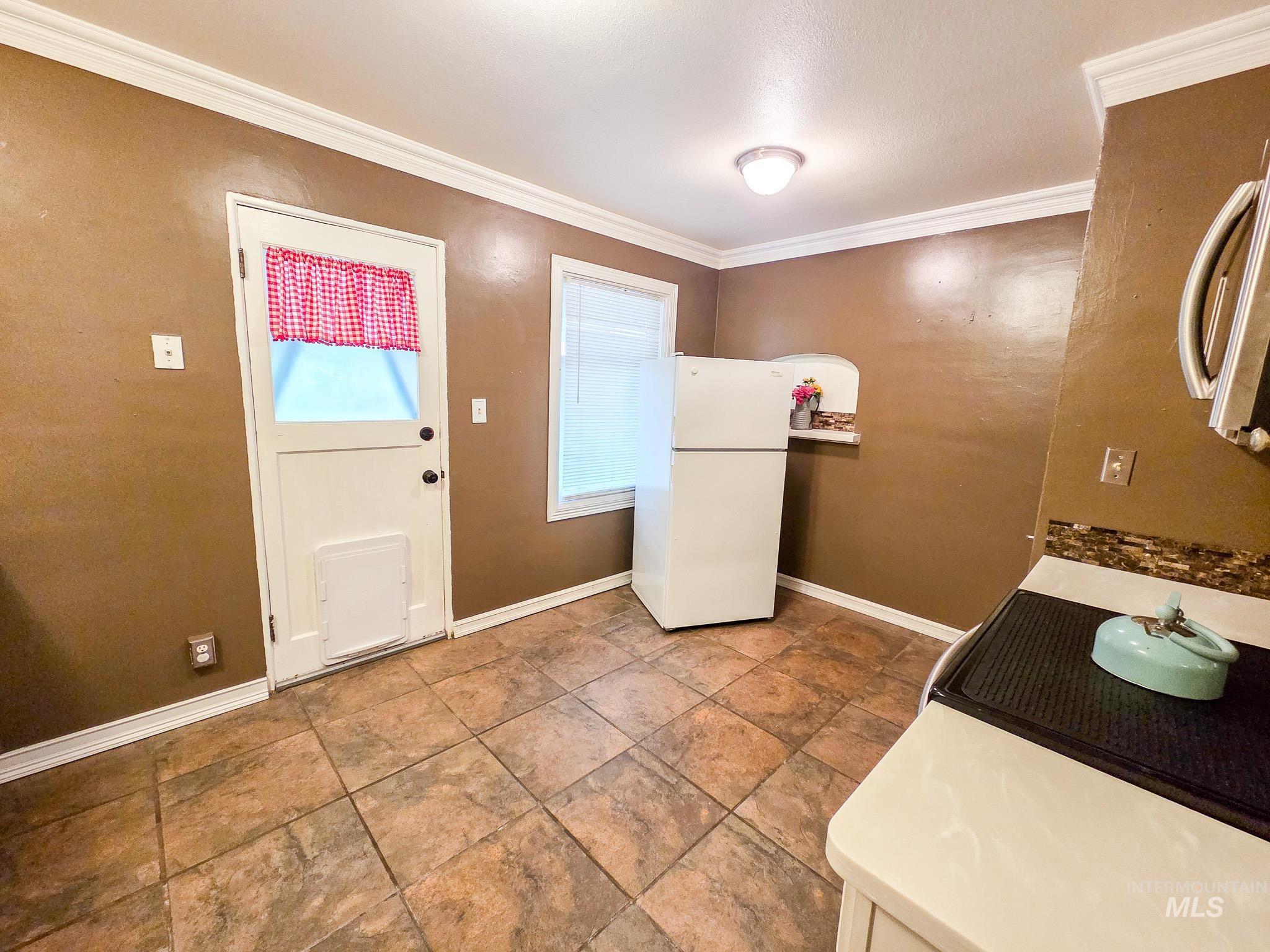 518 7th Street Lewiston, ID 83501 - Photo 9 of 27