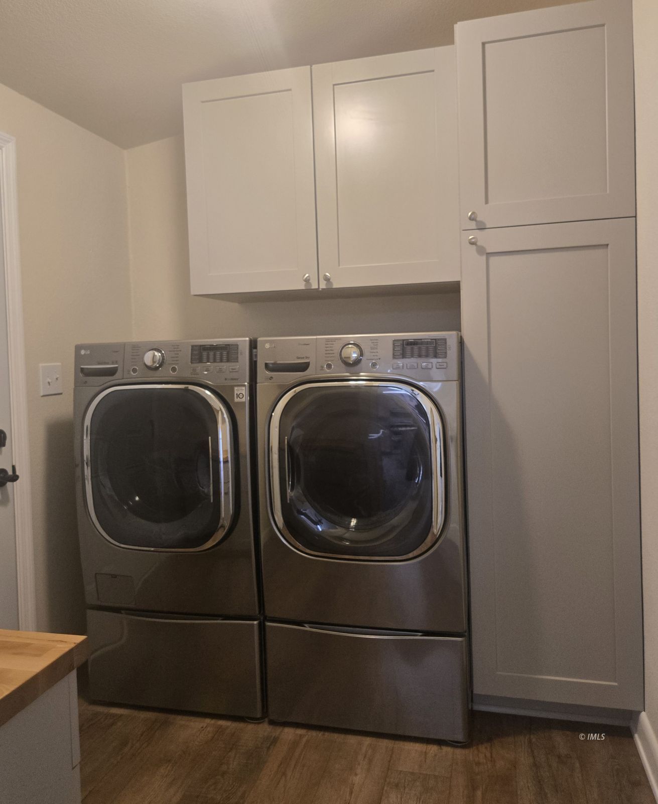 990 Williams Road Olancha, CA 93549 - Photo 15 of 25 Laundry Room