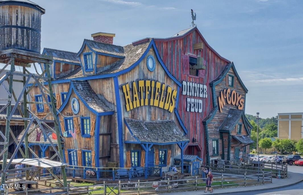 852 String Run Way Pigeon Forge, TN 37863 - Photo 32 of 40 IMG_5697