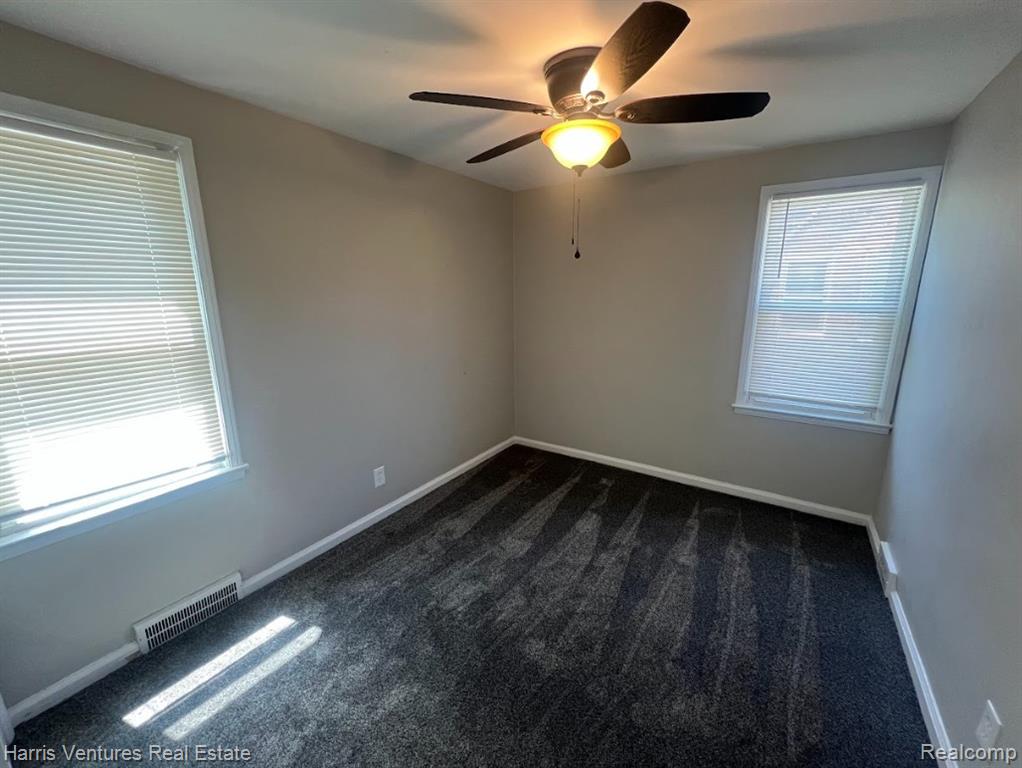 22144 Moross Road Grosse Pointe, MI 48236 - Photo 13 of 16