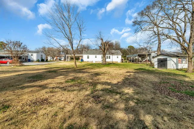 $307,000 | 208 Hickory Drive, Shelbyville, TN 37160