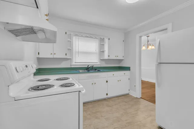 $307,000 | 208 Hickory Drive, Shelbyville, TN 37160