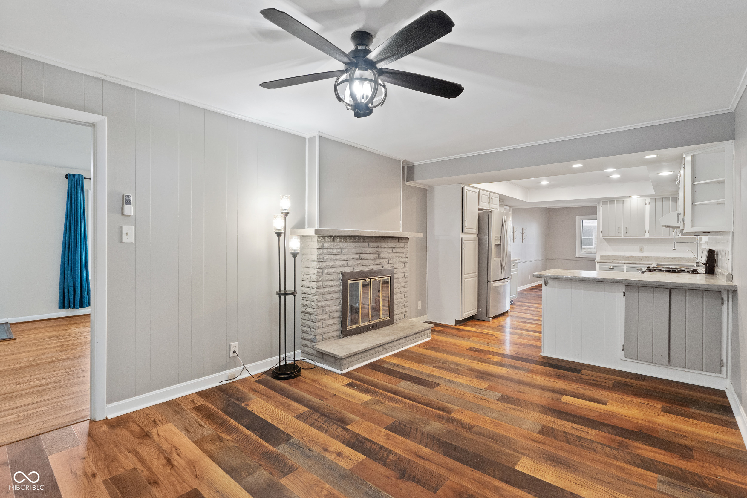 6325 Brokenhurst Road Indianapolis, IN 46220 - Photo 8 of 29 Gallery Image 8