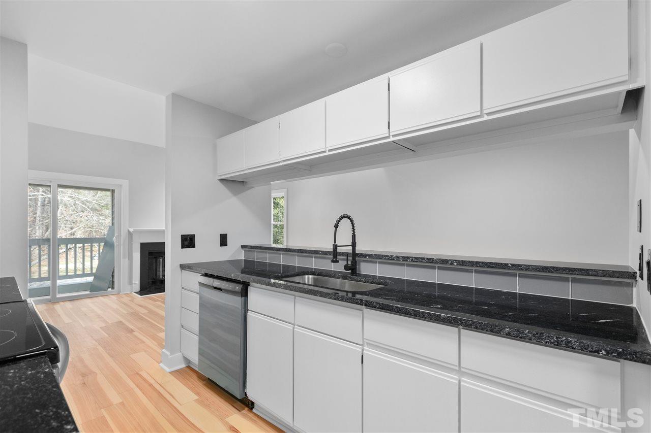 6000 Winterpointe Lane, Unit 302 Raleigh, NC 27606 - Photo 12 of 30 Gallery Image 12
