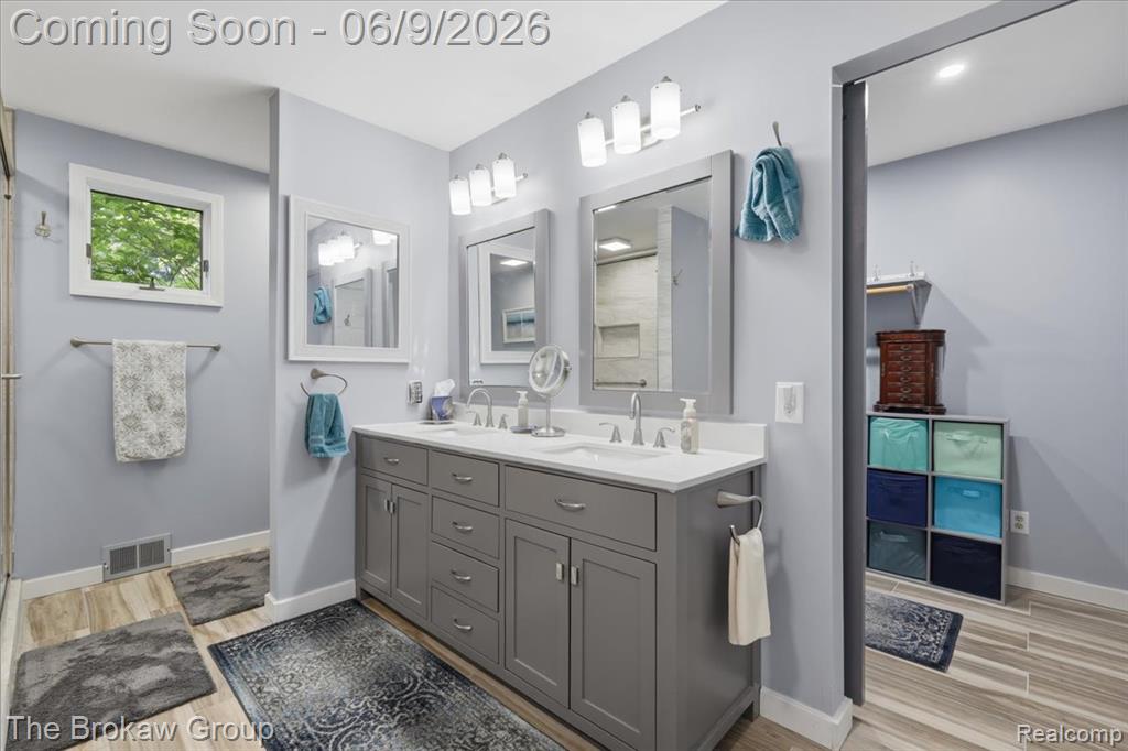 5461 North Henderson Road Davison, MI 48423 - Photo 39 of 64