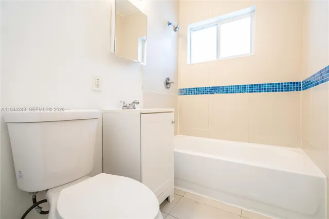 $2,000 | 7301 Carlyle Avenue, Unit 7, Miami Beach, FL 33141