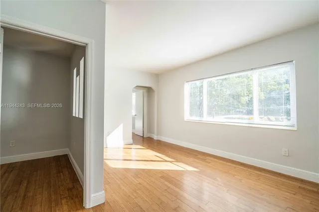 $2,000 | 7301 Carlyle Avenue, Unit 7, Miami Beach, FL 33141